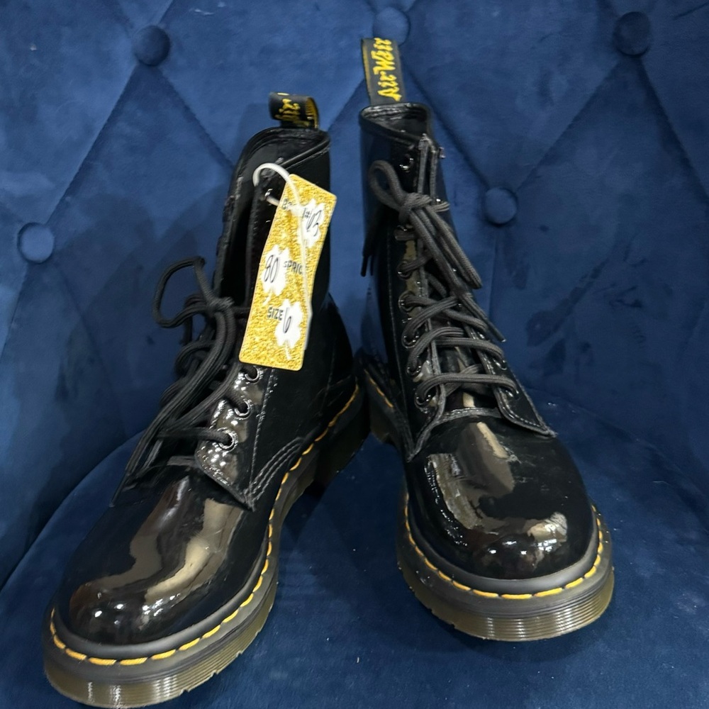 Dr Martins - image 4